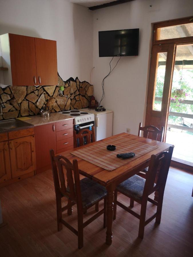 Vikendica Kod Brice Apartment Jevtici Exterior photo